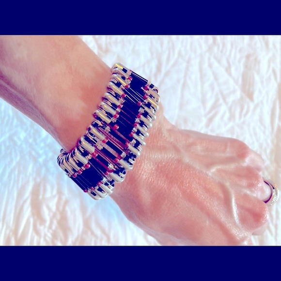 Women’s handmade safety pin 🧷 bracelet - Picture 5 of 7